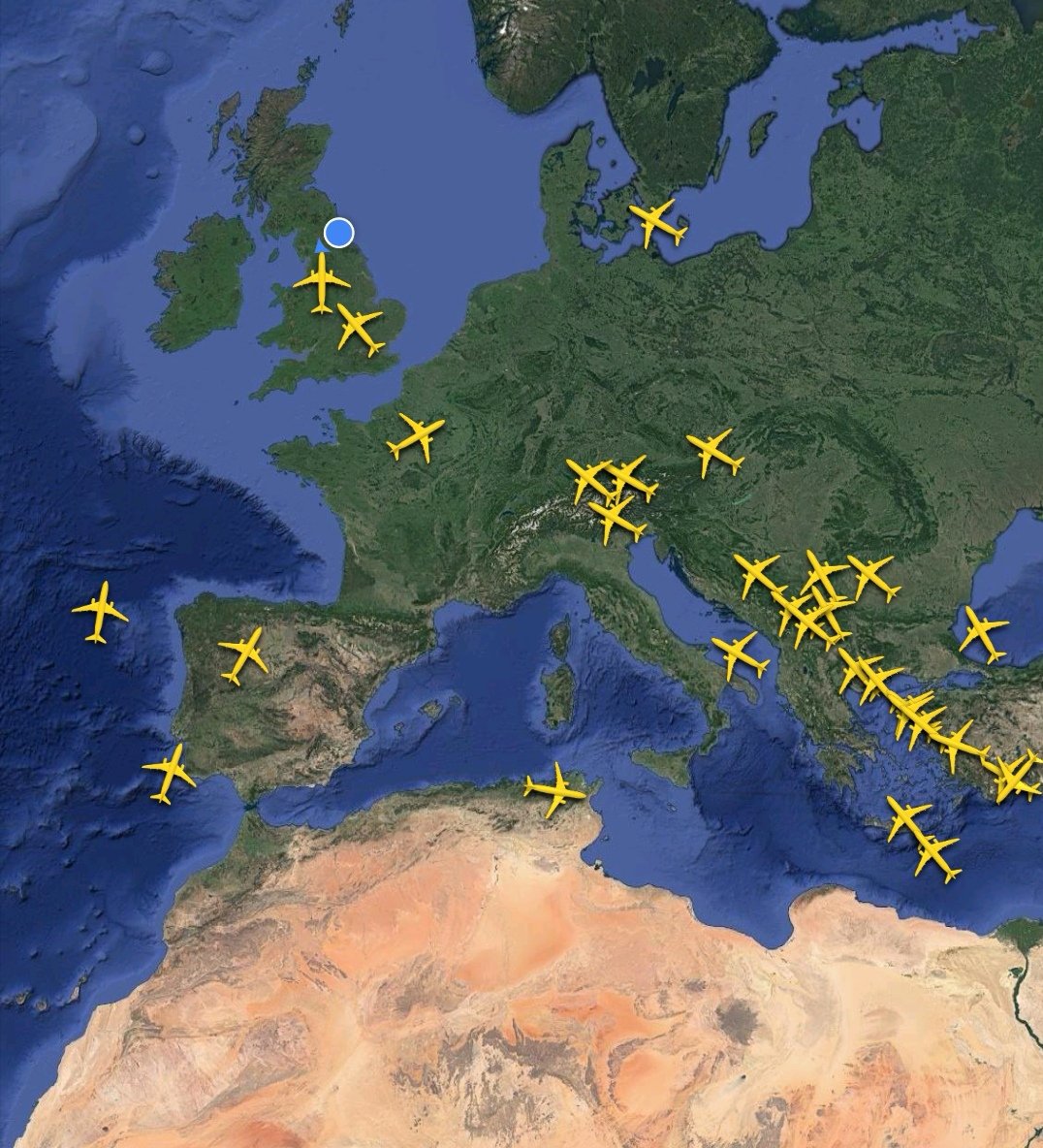 Raymond7Russell's tweet photo. Sad to see this on Flightradar24 TC fleet heading home likely for the last time, still think UK Gov could have intervened #ThomasCook https://t.co/7TyU7SmH5S