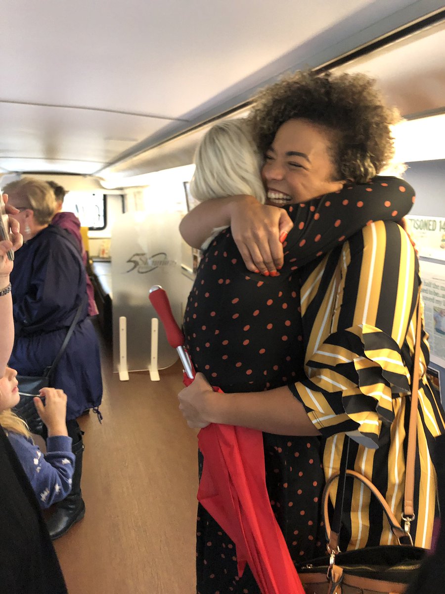 suzysums's tweet photo. SURPRISE! I cannot believe my gorgeous friends completely surprised me by travelling all the way to Weston to see me on the Golden Bus today 🚌
I’m so lucky to have found friends through #slimmingworld who will literally travel across the country to make me smile 💛 #swgolden https://t.co/nmOJTKVylj