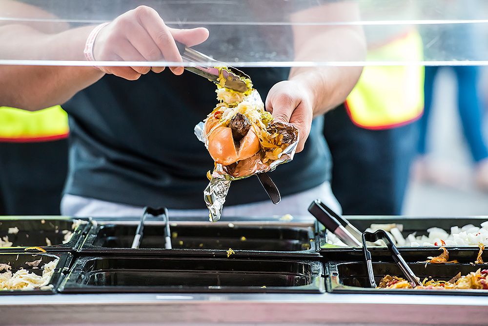 STBOktoberfest's tweet photo. Come enjoy a delicious catered dinner by @b2burgersbrews in VIP!!🍔🍗🍟 You’ll also get 4 beverages of your choice and front stage access! Get your tickets before they sell out at https://t.co/f4GjgJSWXD! https://t.co/s5poa9jnZH