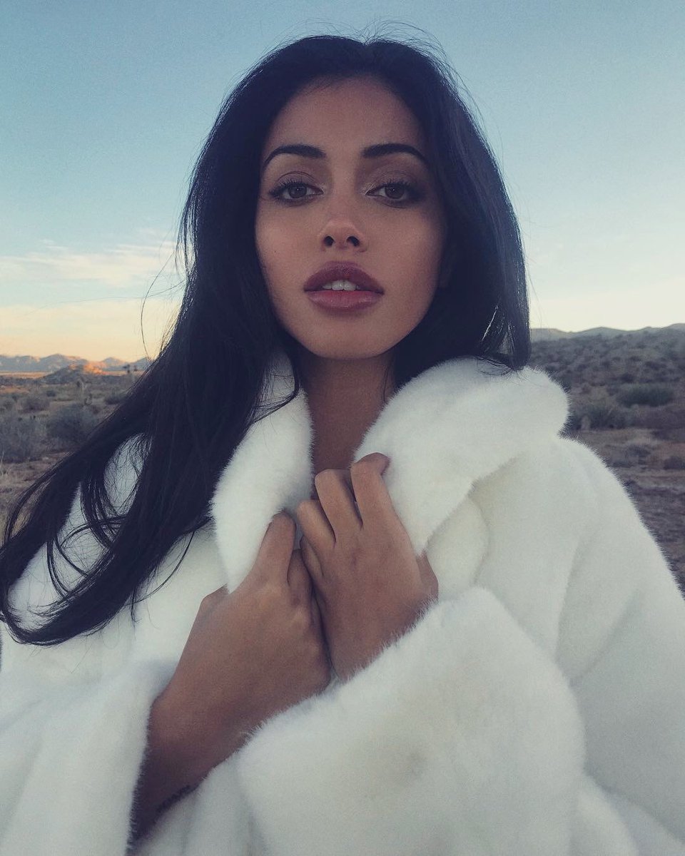 KISSESINVERSES's tweet image. ✩｡:*•.────  ☁️☁️  ────.•*:｡✩