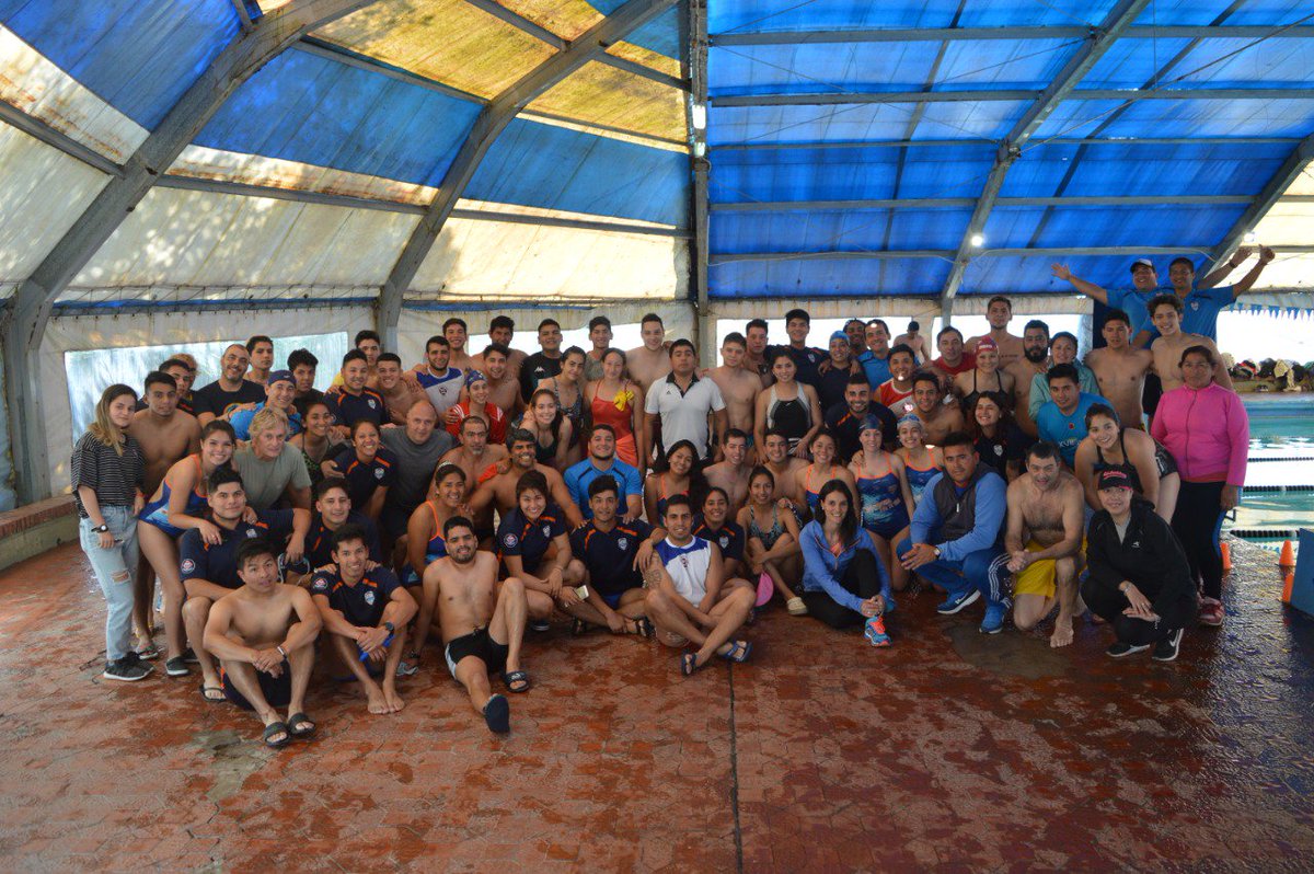 ManuArancibiaok's tweet photo. Un año más evaluamos en el medio acuático a postulantes a guardavidas. Ellos serán los encargados de cuidar en la temporada de verano de la seguridad,prevención y atención de los salteños y turistas que disfrutarán en nuestros complejos deportivos municipales #GestionSaenz https://t.co/QkdFwbUKsR