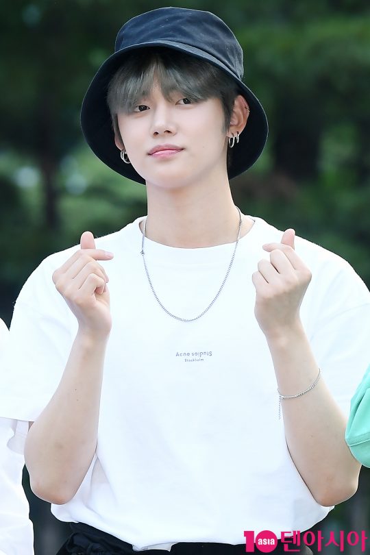 BBOm8Vj6k4MpeLl's tweet image. チング探し！💕

💫BTS　ジミンさん推し

💫セブチ　ジョンハンさん推し

💫TXT　ヨンジュンくん推し

ヨジャさんもナムジャさんもDMいらっしゃいませ(？)
仲良くしましょ！

#TXT好きな人と繋がりたい 
#armyさんと友達になりたい 
#CARATさんと繋がりたい 
#ARMYさんと繋がりたい