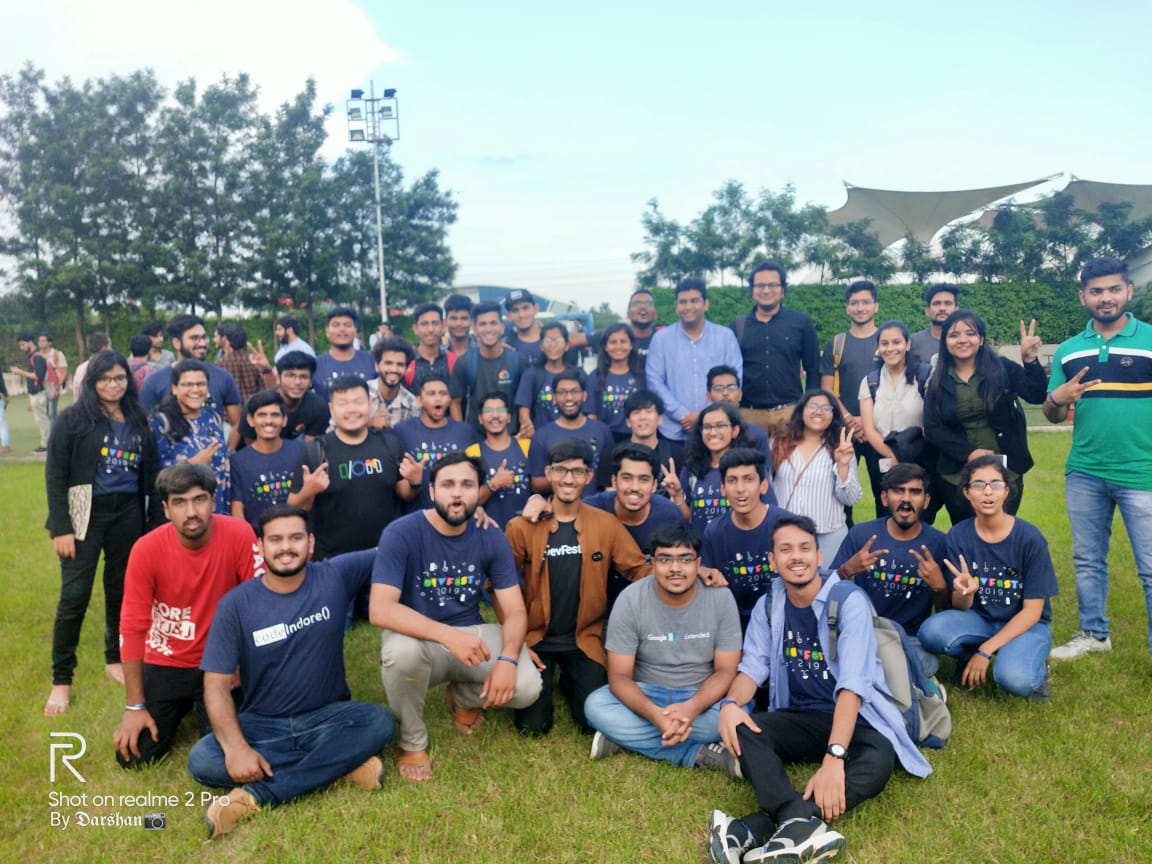 Khare_saahab's tweet photo. Thank you @GDG_Indore , @gdgcloudindore &amp; @IndoreWtm 
#DevFest19 
#DevFest 
#devfest19indore https://t.co/iFvRF9ezHK