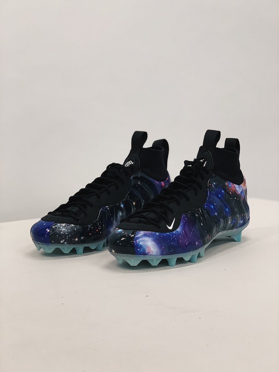 foamposite cleats football