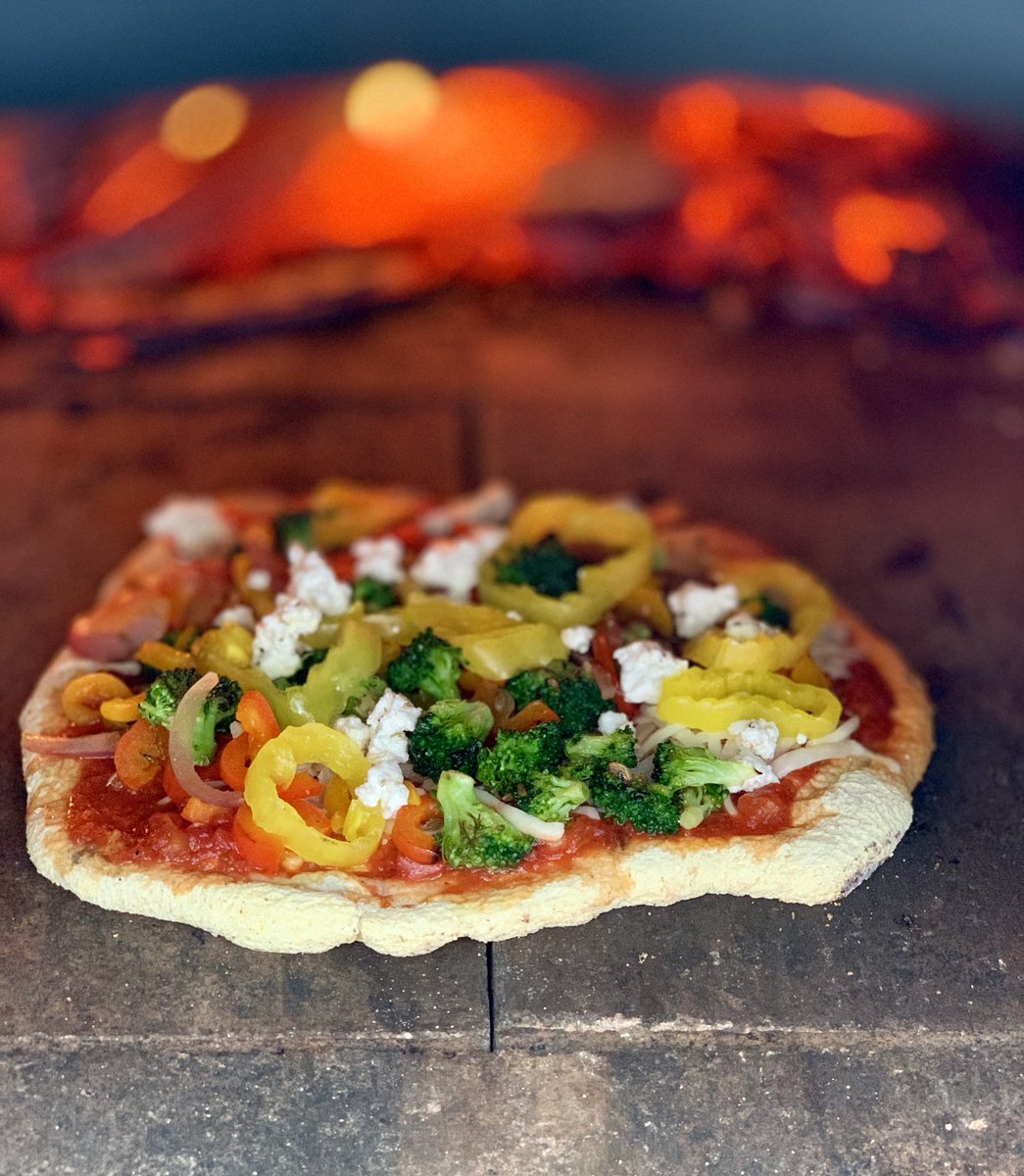 So busy over here making wood-fired organic veggies pizzas, we forget about tweeting 🤦🏼‍♀️🍕#weekendvibes #pizzatime