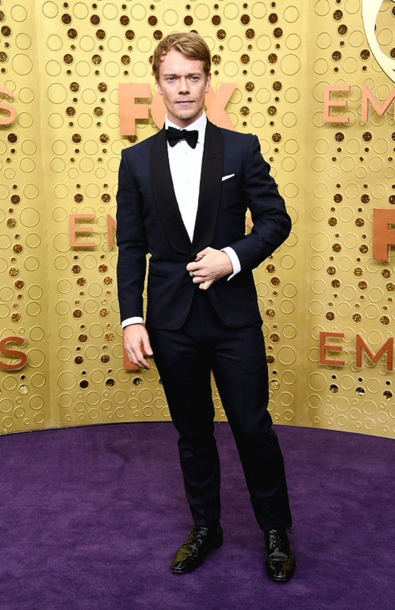 FuckCinephiles's tweet image. Sterling K. Brown et Alfie Allen #TeamPredator #Emmys2019