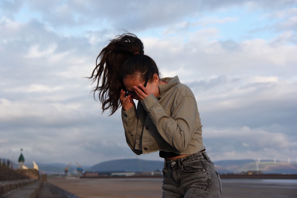 Azadaaa_'s tweet image. You hate the heat,
You got the blues,
You're changing like the weather,
Oh, that's so like you.