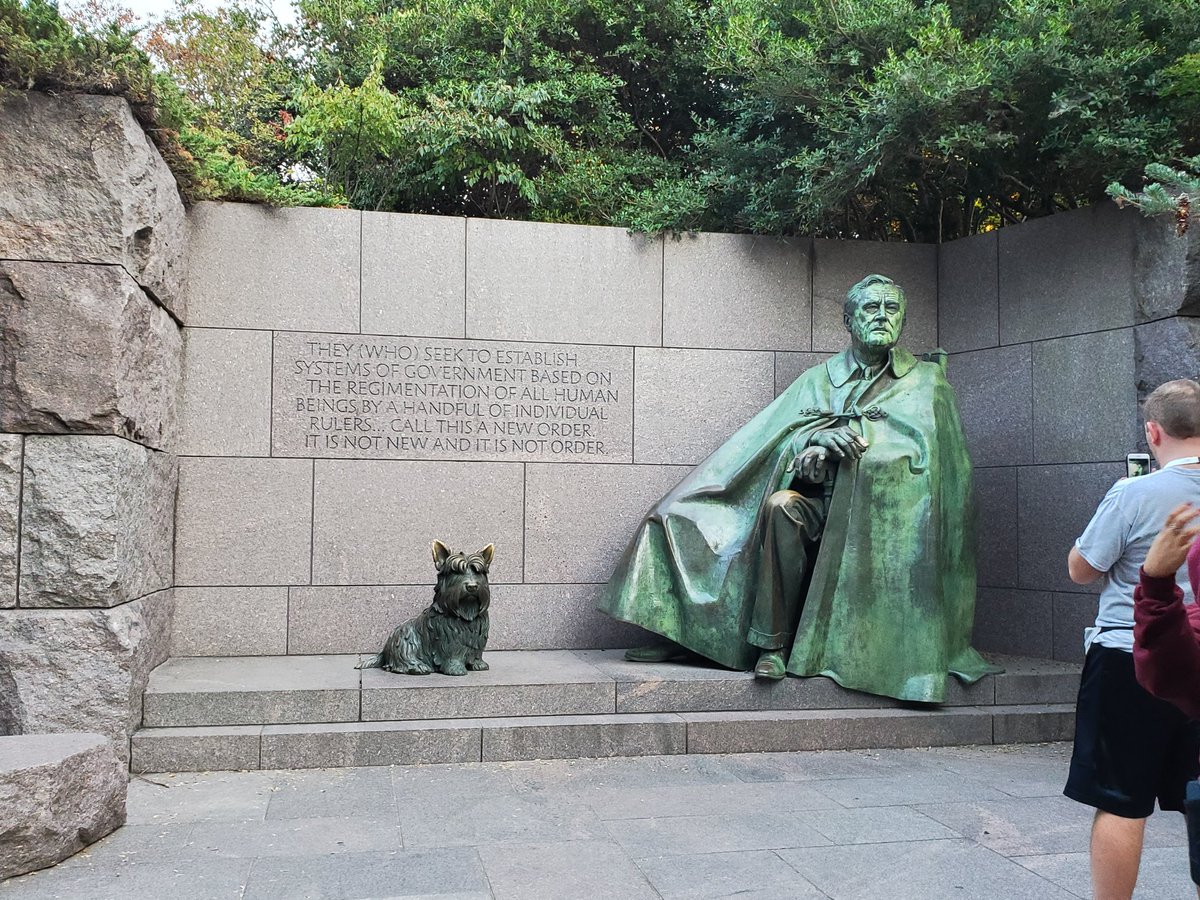 After a day of training at WLTI. Evening tour of the monuments.  FDR and MLK. on to the WW 2 and Vietnam Memorial. <a href="/BTCareerTechED/">CTE</a>