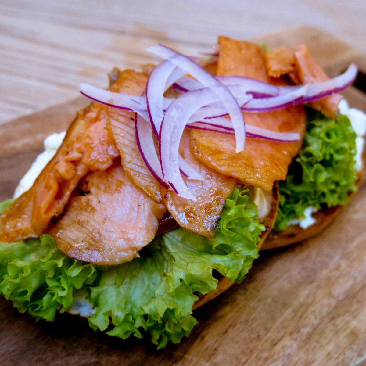 SKYCITYHamilton's tweet photo. Take a bite out of Monday... and a bite out of a breakfast sandwich at Sammies and Stuff! https://t.co/T7I9CZYVtj