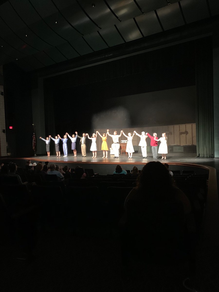 12mrjackson's tweet photo. @AphsDramaClub did a fantastic job presenting #flybabies this weekend! Looking forward to the rest of the shows this season as well! #aphs https://t.co/gwbPCbHaU9