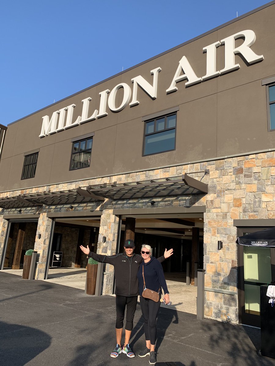 scullather's tweet image. Thx @flytradewind for getting my wife @kmccoobery &amp;amp; brother-in-law @SwedesNYR home safely and in comfort!