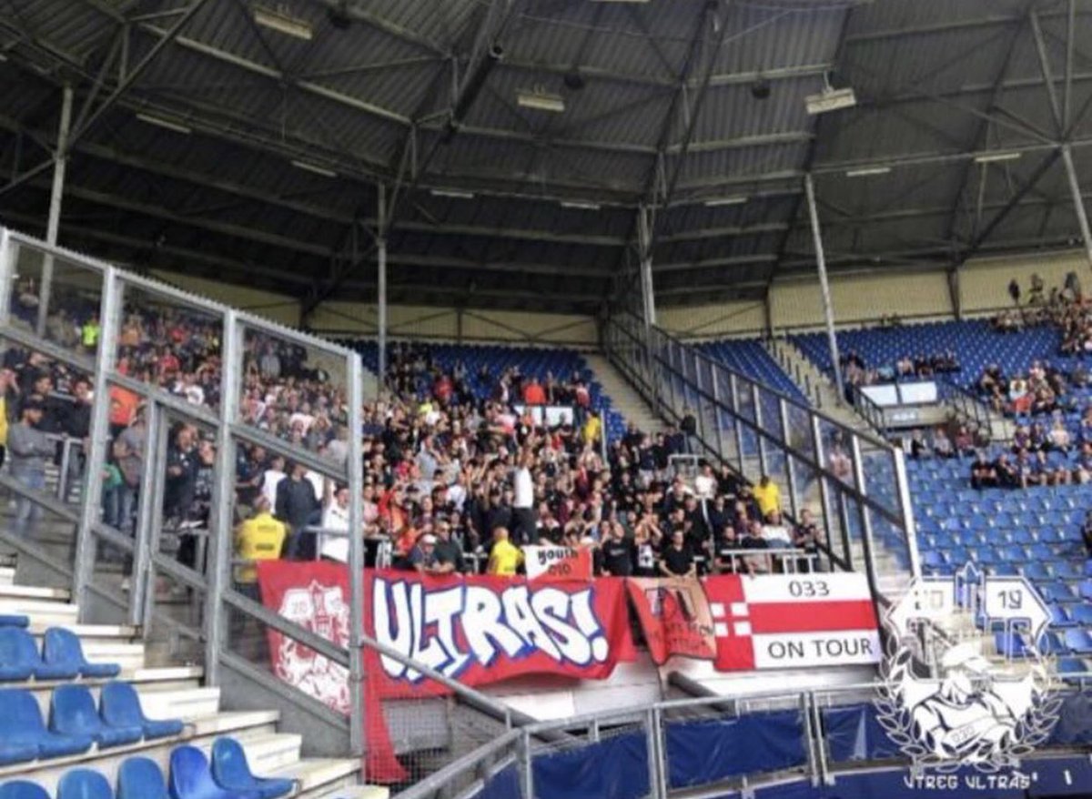 Ultrassnl On Twitter Foto S 4 Fc Utrecht Supporters In Heerenveen Gistermiddag 22 09 19 Fcutrecht Utrecht Heeutr Awaydays Ultrassnl Ultras Football Eredivisie Https T Co Vcionyis11