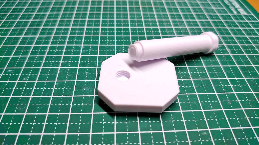 o_kami35's tweet image. クッキー用の型抜きとハンコをつくりました！
スプラトゥーンが好きなのでイカの形にしました
ネジ式の固定で収納時もコンパクトです

#FLASHFORGE_Traning2 
#FlashForge 
#Fusion360