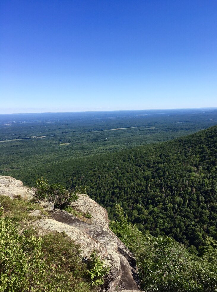 WinterCloveInn's tweet photo. @TheHudsonValley Can’t beat hiking in The Catskills, always our favorite summer activity! https://t.co/AKRSUeSN6h