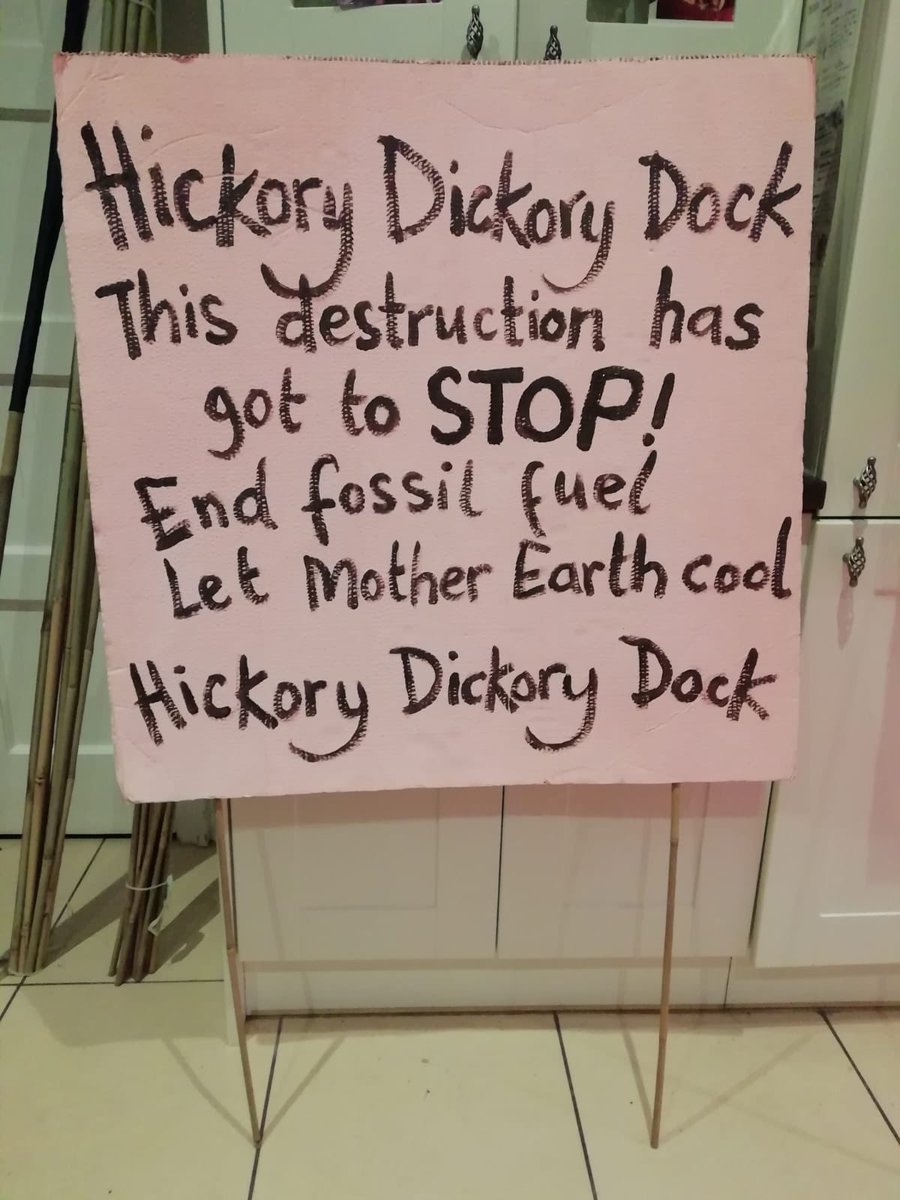 mothersriseup's tweet photo. Check out our banners for our action this morning outside Shell & BP. Hats off to mum Chryso who stayed up half the night to finish them. Bring on the #climaterhymetime & #pushchairprotest! #ClimateEmergency #ClimateActionSummit #ClimateAction https://t.co/arD90NUngc