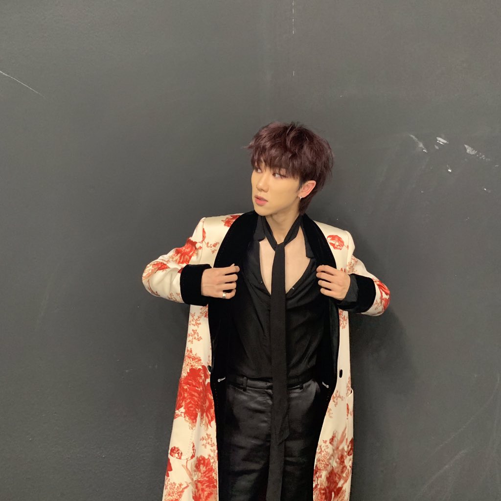 pledis_17's tweet photo. [17'S THE 8] 🙏❤️ https://t.co/jdTVp3M6Y8