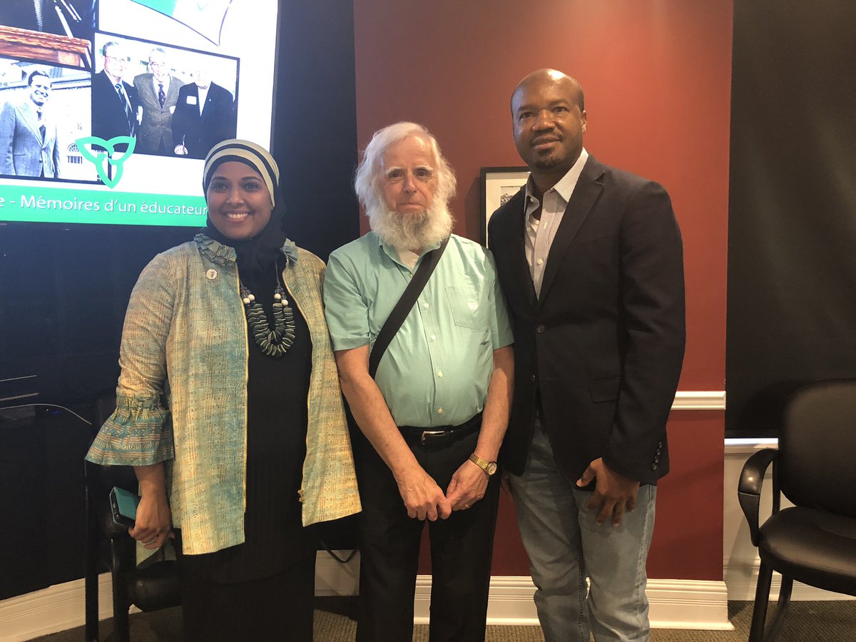 Accompagné de Fatima Aden et de Jean-Louis Schryburt, vice-présidente et conseiller de la CMFO, heureux de participer aujourd’hui au lancement du  livre Maurice Lapointe, une figure de pointe de la francophonie en Ontario.