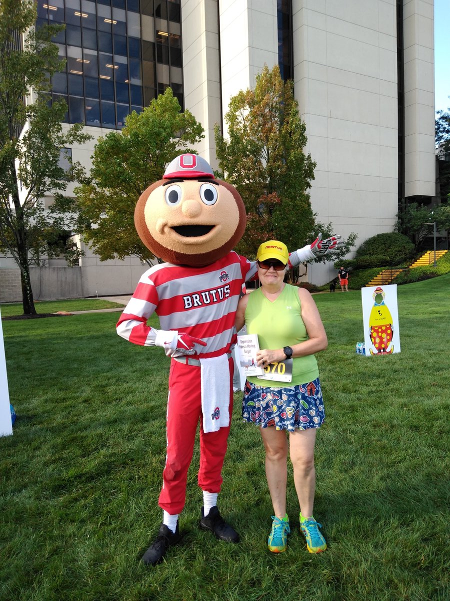 NitaSweeney's tweet image. Brag: If you&apos;ve read #depressionHatesamovingtarget, you know today is a 10-year runniversary. #StepsforSarcoma was my first 5k &amp;amp; I&apos;ve run it every year. Bonus to get a snap with #BrutusBuckeye! #RunChat