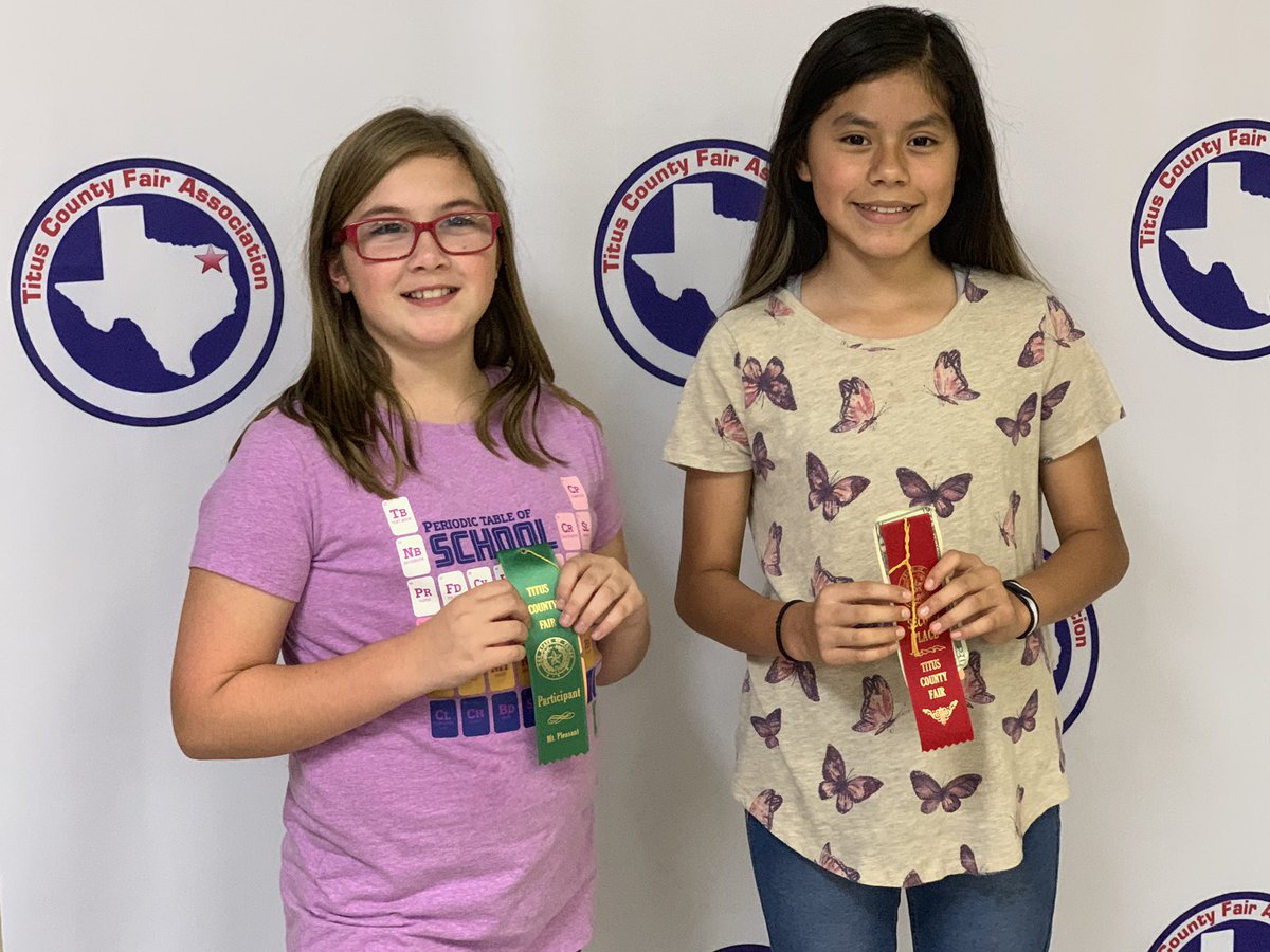 DevinLogan16's tweet photo. These girls rocked the Academic Rodeo! 🤘🏼

•Giselle was awarded 2nd in the spelling bee. 

•Molly was awarded 2nd in the science fair. 

#hbisdhasamazingkids #futureleaders https://t.co/9j6xGC7gpQ