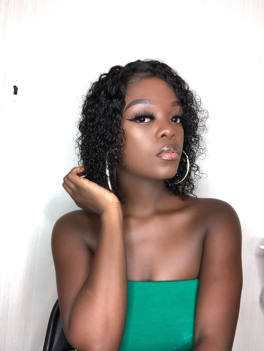 RadianceFirst1's tweet photo. What’s Your Favorite Type Of Chocolate 🍫 #allnaturalbeauty #BlackGirlMagic https://t.co/EZ2qDqe86k