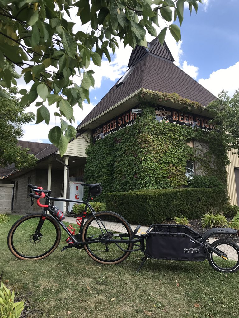Playlord77's tweet photo. Fresh Off The Wire Wet Hopped Harvest Ale from @WellingtonBrew seemed appropriate today. 

#burley #trekbikes #getoutside #lifeonabike https://t.co/YaONK8mNMG