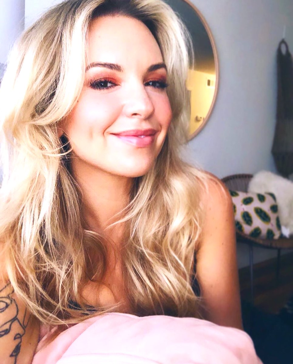 bestofbribri's tweet photo. https://t.co/QA6wHhka98