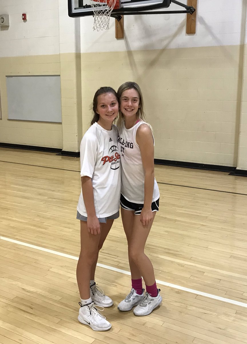 NeoshoGBB's tweet photo. Another example of the BUY-IN from this ‘19/20 team...
Player: “Hey Coach I’m bored, can you please open the gym so I can come shoot?”
2 hours of shooting & unseen work later on a Sunday night.....
😍😍💪🏽🏀💪🏽 #SundayFunday
#OutworkOutperform #RunAsOne https://t.co/5o1pl0c6I7