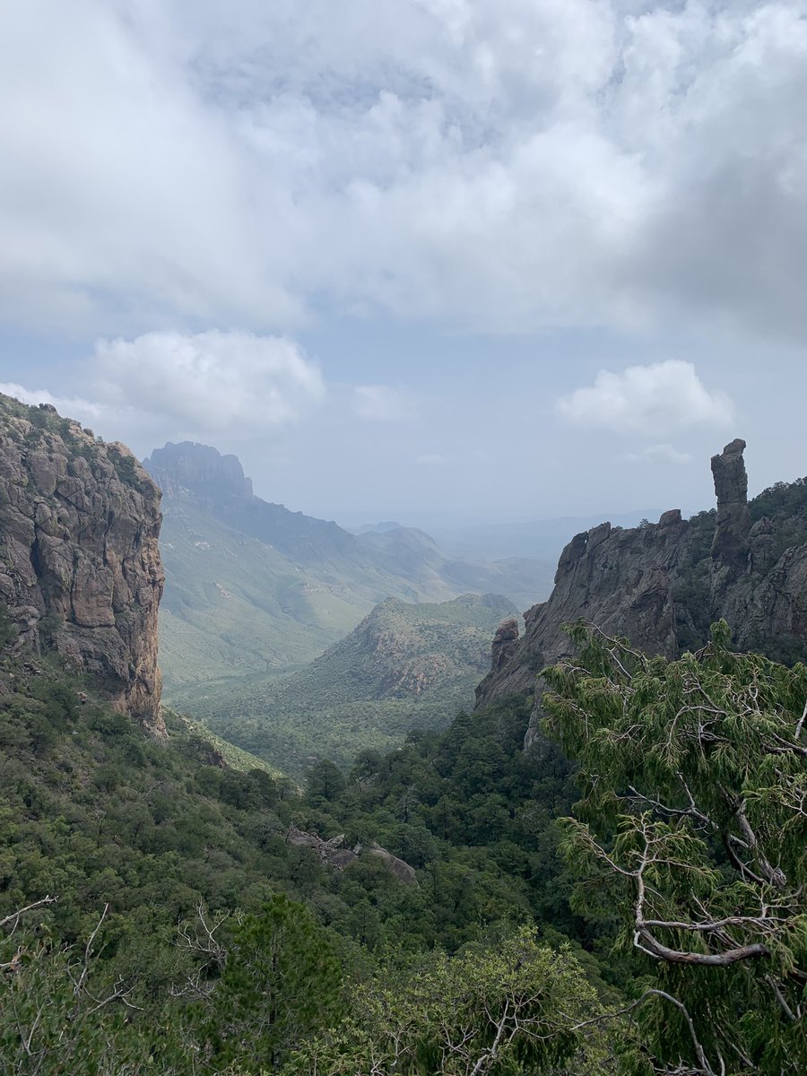 DanielSolis18's tweet photo. Hiking is fun https://t.co/l3Nf0v0h4j