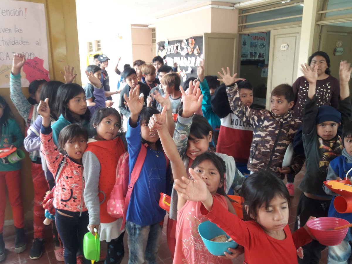 Alfaro11Mariel's tweet photo. #PASenLasEscuelas Segundo día del Plan Alimentario Salteño, Esc.4804 Lapacho 1 #Tartagal @fguillesaavedra @MariteLescano @Marianasvgmail1 @Valegu1985 @artydance23 @Jesusig94 https://t.co/1FGJ1v2ylq