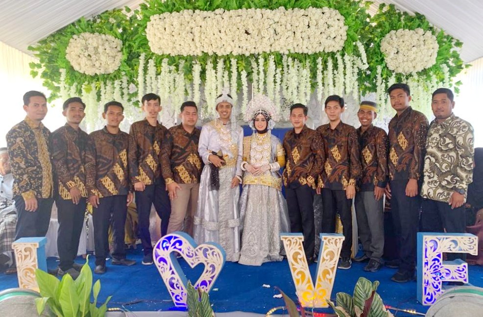 AndiAdamSaputra's tweet photo. selamat berbahagia kawan. 🙏 https://t.co/H0Sfp6x8JT