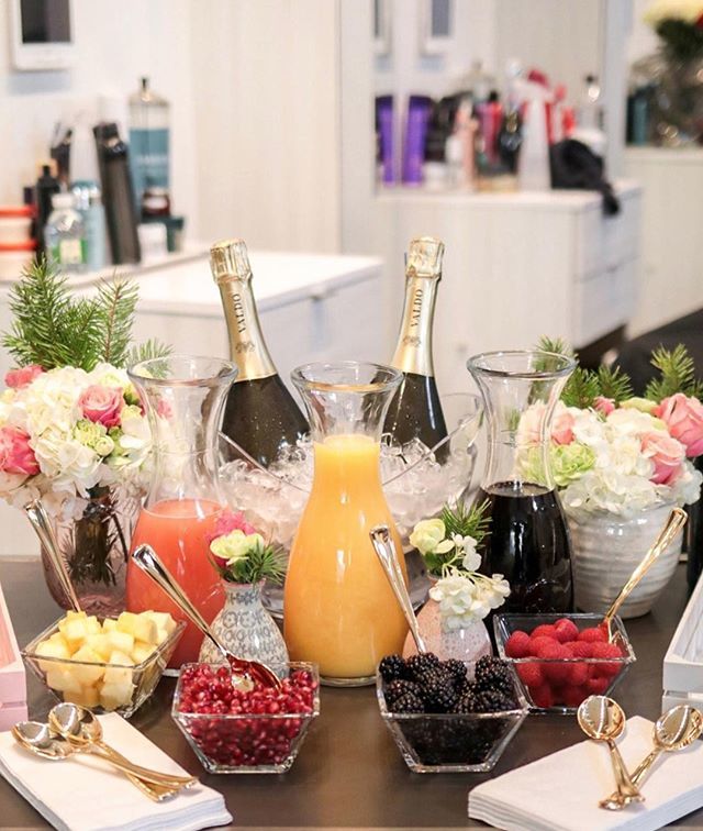 grettacole's tweet photo. Introducing The Next Big Thing at Grettacole, a weekly roundup of our favorite things happening at the salon. This week: Meet us this Friday, September 27th at both our Back Bay and Wellesley locations for Treats and Treatments. We’ll be offering ✨ c… https://t.co/R4NTAtZ1px https://t.co/znJyOPyV5S