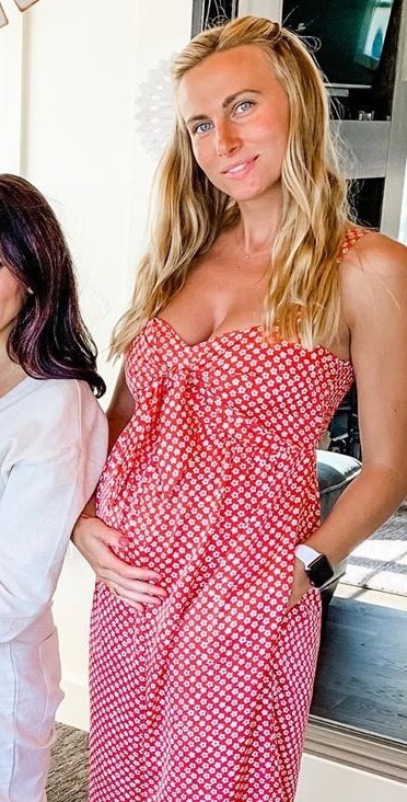 archivejennaa's tweet photo. jen mommy!!! https://t.co/3Wfw1CJJJg