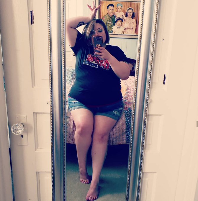 @fatgirlsbeauty Random,  i think shorts are torrid https://t.co/OVG1X2HUre<a class="tags" target="_blank" title="On Twitter" href="/?out=eyJ0eXAiOiJKV1QiLCJhbGciOiJIUzUxMiJ9.eyJpYXQiOjE3MjU2NTAzNTIsImlzcyI6InR3cG9ybnN0YXJzLmNvbSIsIm5iZiI6MTcyNTY1MDM1MiwiZXhwIjoxNzU3MTg2MzUyLCJyZWRpcmVjdF91cmwiOiJodHRwczovL3R3aXR0ZXIuY29tL2ZhdGdpcmxzYmVhdXR5In0.B51ptQ4DF9aMRD9JsVoPfzbf-LpowBE1npJIZvMcCV6NTaMfs8uRyfGXJBA43zhsrWgxtOXgr91SByvm8osIqQ">@fatgirlsbeauty</a><a href="/tag/femdom"class="tags"><span>#femdom</span></a><a href="/tag/bbw"class="tags"><span>#bbw</span></a><a href="/tag/findom"class="tags"><span>#findom</span></a><a href="/tag/findomme"class="tags"><span>#findomme</span></a><a href="/tag/smokingfetish"class="tags"><span>#smokingfetish</span></a>