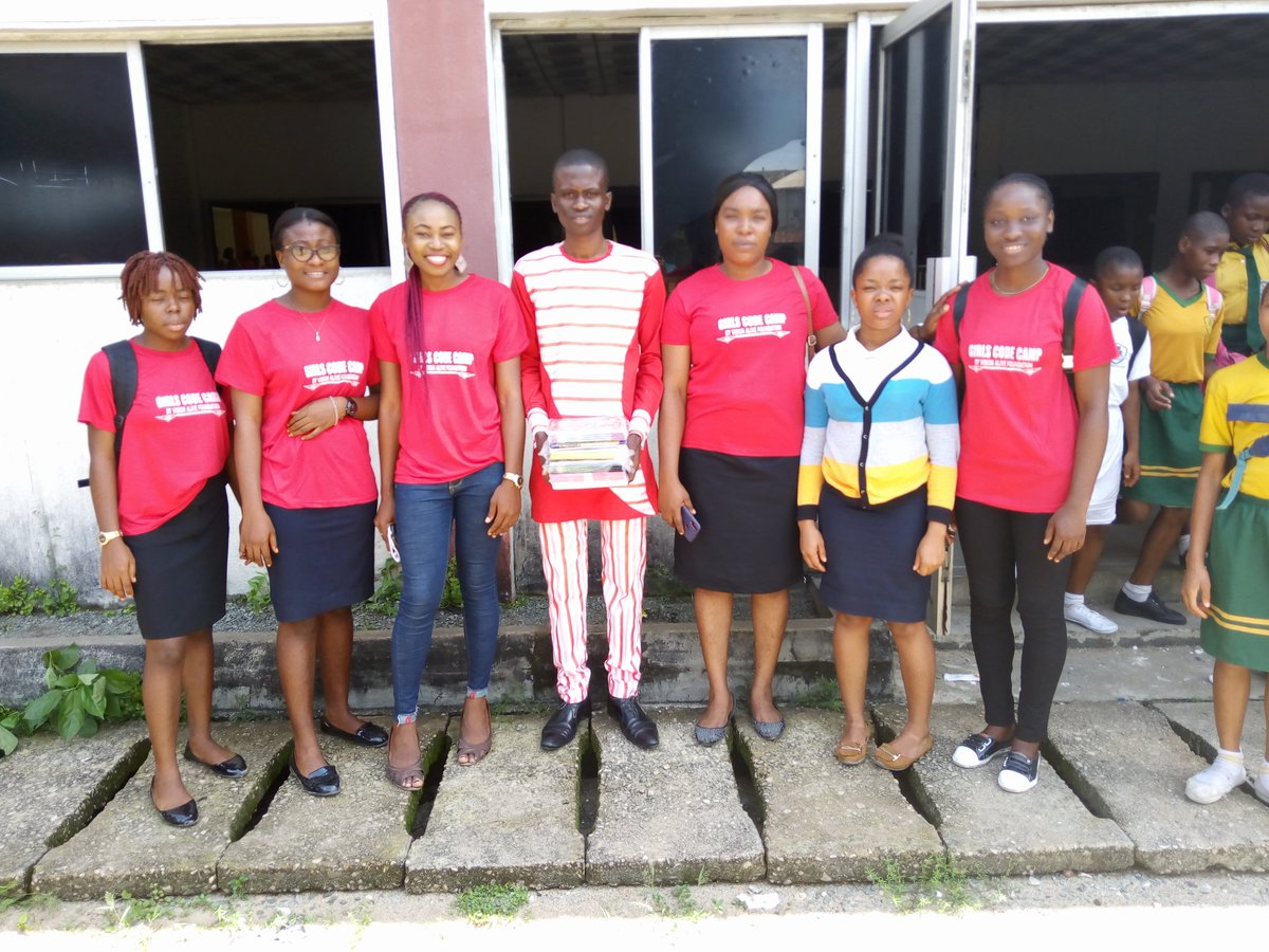visionaliveng's tweet photo. Still on the Give-Back Project...
It was an amazing time at Emerald International Academy, having our Girls Code Camp participants give back the knowledge derived during the training, to secondary school students.
#girlscodecamp
#visionalivefoundation
#givebackproject https://t.co/PQuh0RSMtd