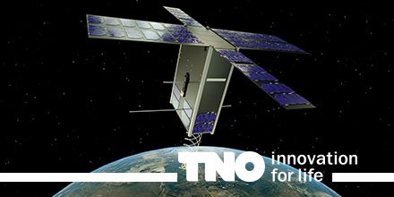 TNO_pers's tweet image. Met Nedinsco Venlo werkt #TNO aan nieuwe technologie voor ruimtevaartindustrie: lasersatellietcommunicatie. Belangrijk voor veilige &amp;amp; snellere communicatie! En goed voor BV NL! Lees: bit.ly/2mskCG1 &amp;amp; bit.ly/2m4pOQp Luister: Will Crowcombe bit.ly/2mveRrf