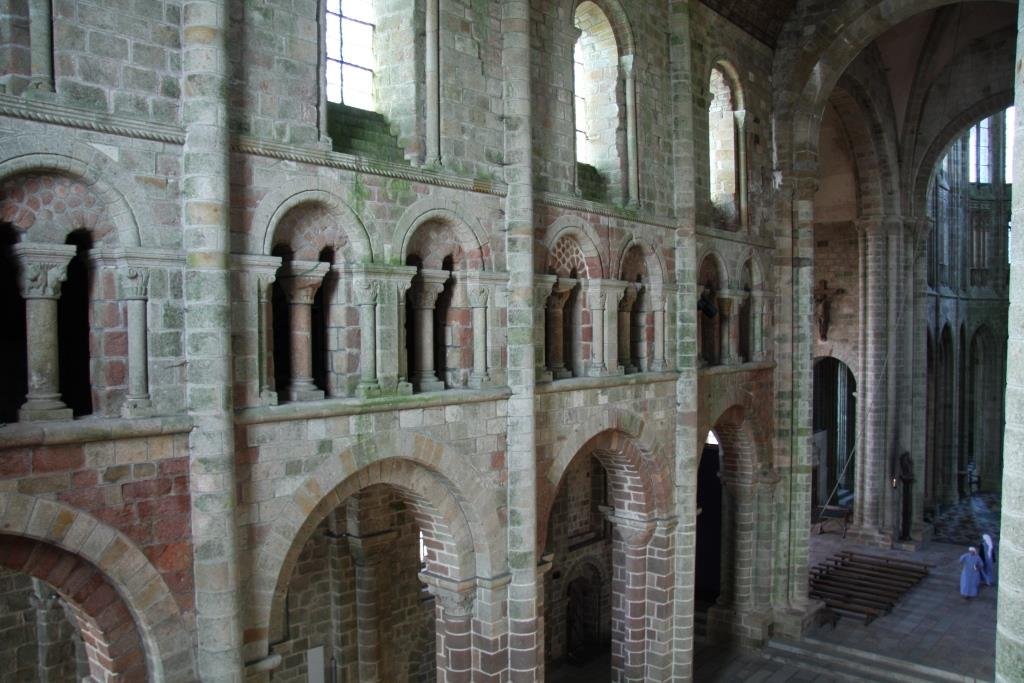 Abbayes de Normandie tweet media