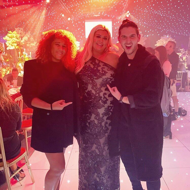 lmauniofficial's tweet photo. @lmachoirofficial meeting the GC, performing at the amazing Creme Ball, a fantastic night for a great cause!πππ§‘
@gemmacollins1 @dawnward4 @ashersnine
.
.
#cremeball #lmachoir #xfactor #gemmacollins #dawnward #cheshirehousewives #thegc #lovelma https://t.co/uB2IiACNBC