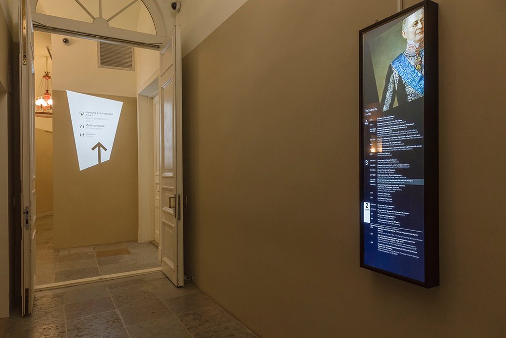DDD_Daily's tweet photo. 23.09.2019 > Signage design by @mijksenaar for the State Hermitage museum in Saint Petersburg  @hermitage_eng - see more at https://t.co/uQhp9YXUFE https://t.co/hO8DtyBfu4