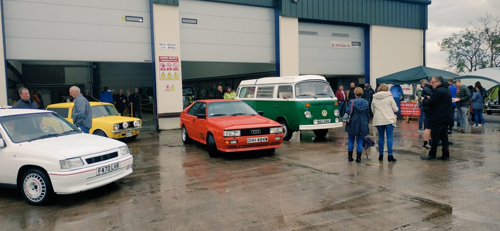engineer_real's tweet photo. Some snaps from the end of season gathering at @DJAutospray 
We'll done to all who turned out in their classic and retro motors and we'll done to Des and his team for laying it on. Looking forward to next year already 👍 https://t.co/tue2tvxFLx