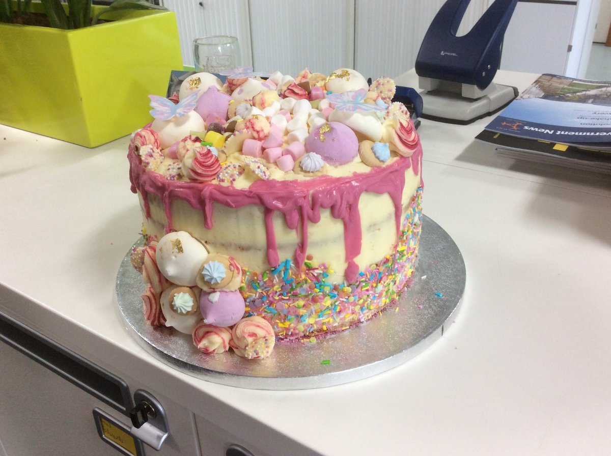 SSpracklen's tweet photo. A little cake I whipped up for my colleagues #latebirthday #birthdaycake #fourlayers #pink https://t.co/MgsasECv16