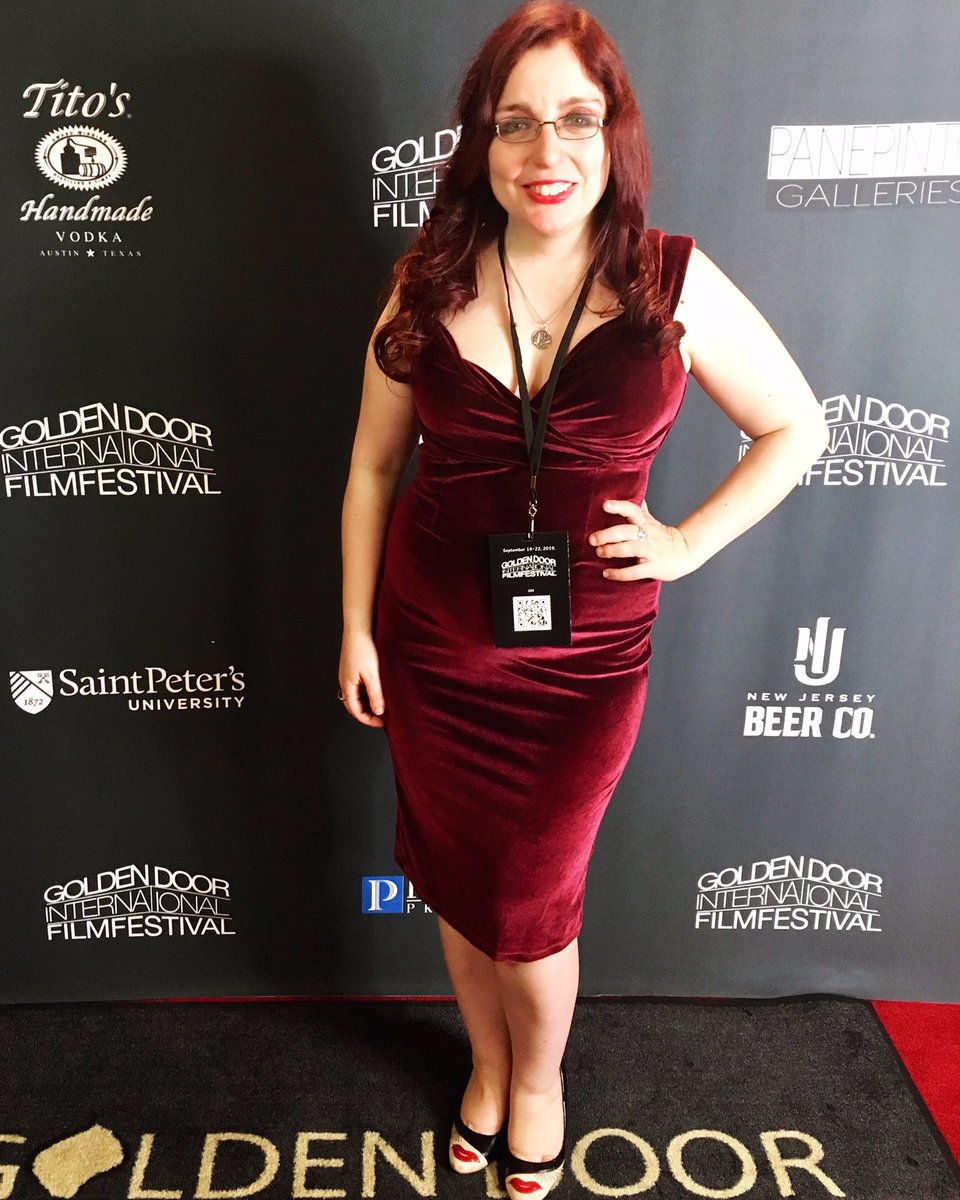 AmyGravino's tweet photo. Another picture from the @GoldenDoorFest this weekend! Sad the festival is now over but so grateful to all the filmmakers who submitted their work and to the #GDIFF Board for being so warm, accepting, and open to my contributions. ❤️ #GDIFF19 https://t.co/s5QnGlWcZU