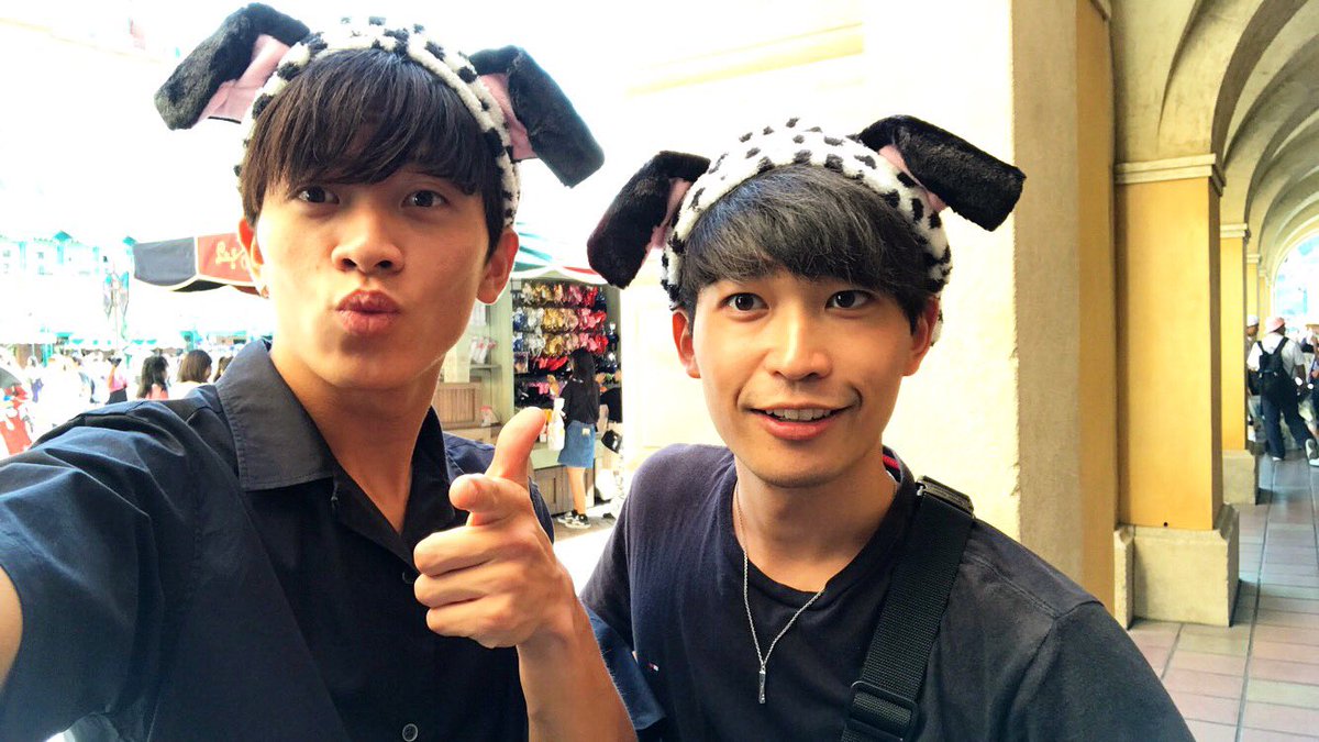 ディズニーブラックコーデ Twitter Search Twitter