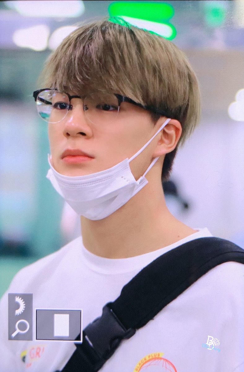 leejenopics tweet picture