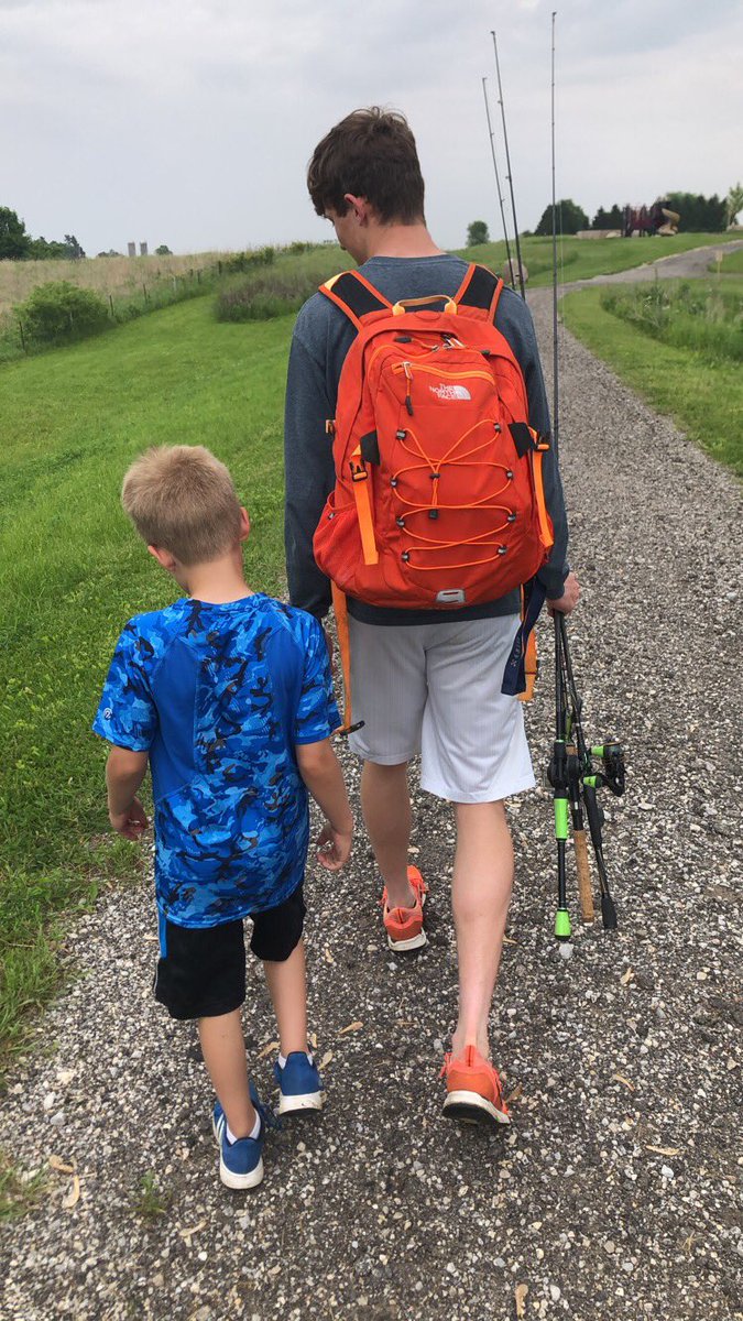 Dempewolfaudrey's tweet photo. happy 18th to my other half🤩🤩 thank you for all that you do for me  and for being my best friend all these years,, no one else i’d rather share my birthday with😉 can’t wait to celebrate many more together :-)) love you <3 @tyler_dupont13 https://t.co/0iSOXSABRO
