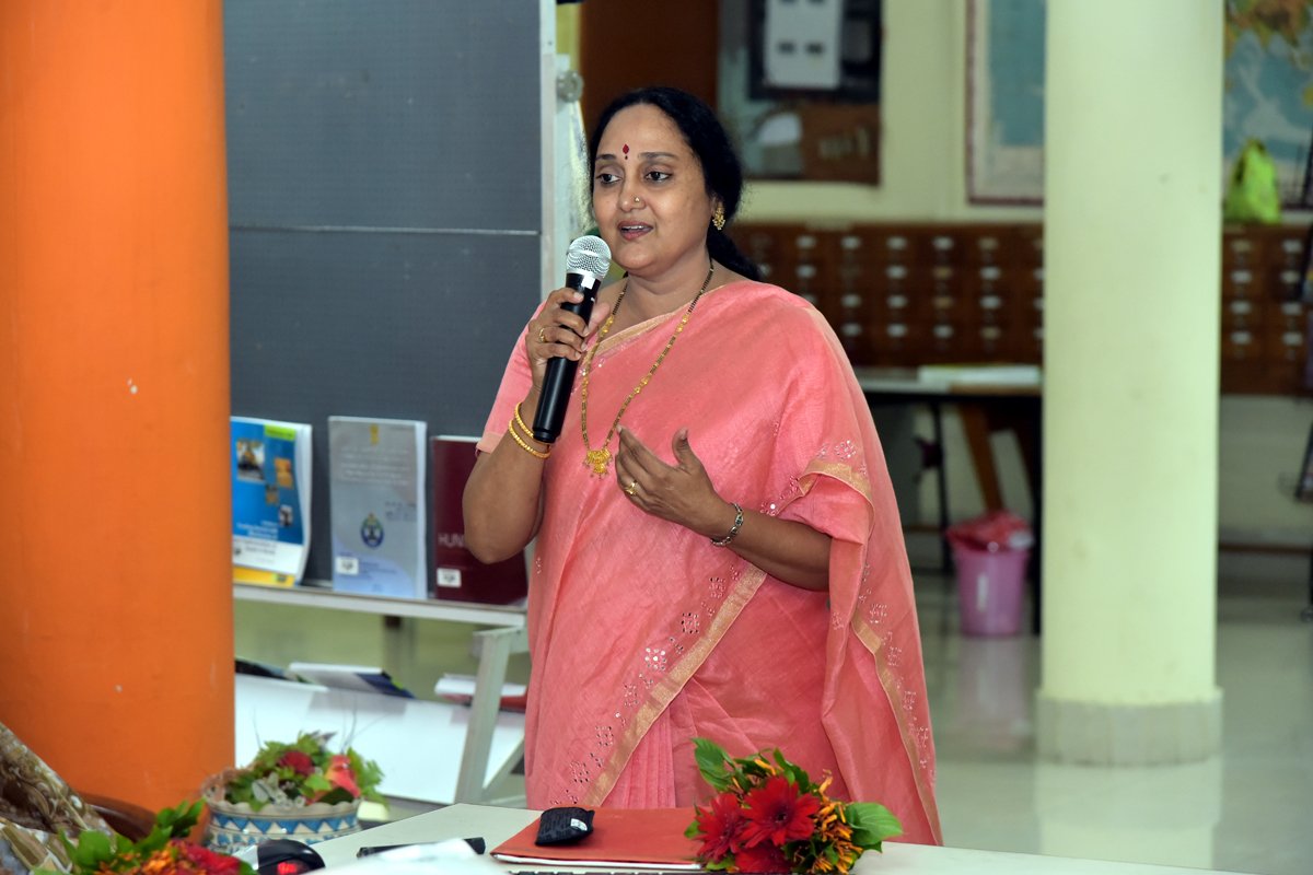 NIRDPR_India's tweet image. Glimpses of #LibraryTalk on Topic: &quot;#Biodiversity and #Conservation of #Sparrows&quot; by @RVakkalanka held at @NIRDPR_India 20th September 2019.

#SaveEcosystems #SaveBiodiversity #SaveEnvironment #SaveSparrows #CALBAC #Maahini #EnvironmentConservation #SparrowConservation