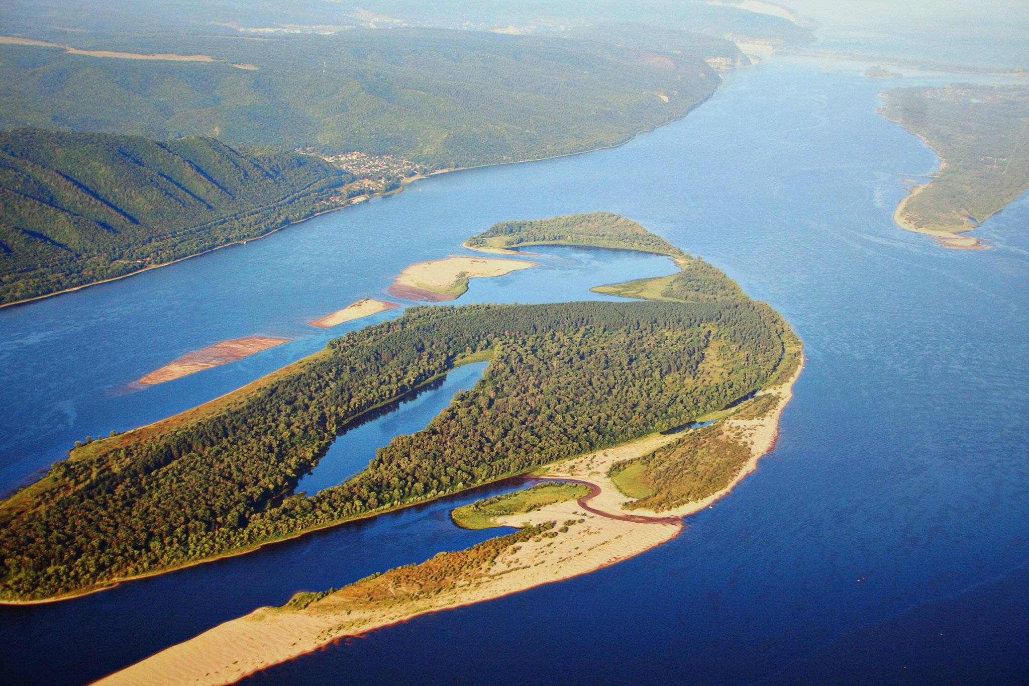 Поволжское море. Остров середыш Самарская область. Остров середыш Тольятти. Остров середыш на Волге. Остров Шалыга Самарская область.