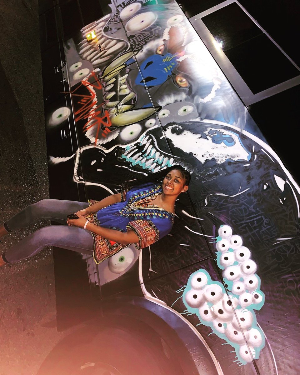 MommysAmazon's tweet photo. Not a groupie but I had to get a flick with the tour bussssssss! 🤪🤪🤪
#justtryme #JUSTJAELYN #allthingsgo #loveyourself #idgt #staywoke #envyus #yolo #nofilter #innocent #asalways #indigoattour #chrisbrown #bliss #blissdc #fromtheconcert #totheafterparty
#iloveyoudaddy https://t.co/3GYAfrmzun