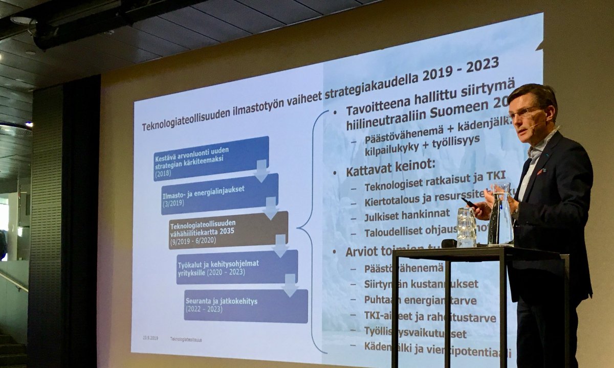 Teknologiateollisuuden vähähiilisyystyö on jo käynnissä kertoi <a href="/JaakkoHirvola/">Jaakko Hirvola</a> <a href="/TechFinland/">Teknologiateollisuus</a> Innovaatiot yksittäisessä yrityksessä voi tuottaa kansallisellakin tasolla huomattavia päästövähennyksiä #tiekartat