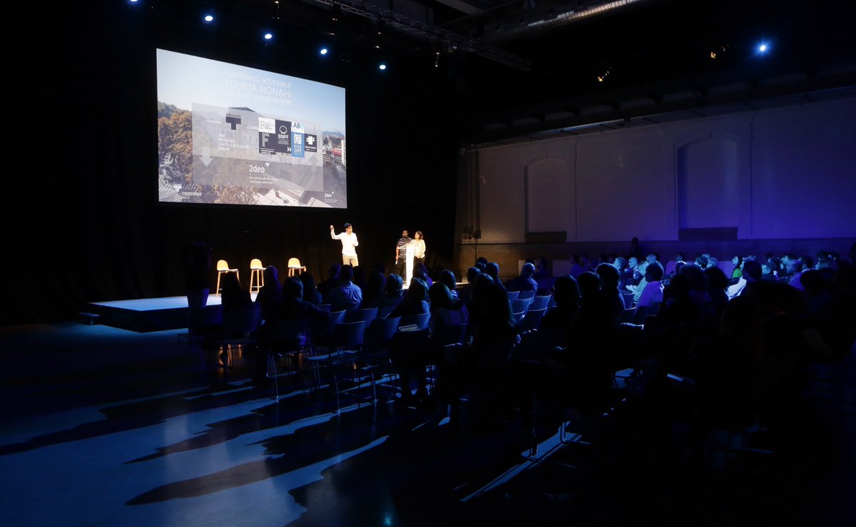 arantxa_tapia's tweet photo. 📌 #67SSIFF #zinetec19 📽🎞 Zinemaldia & Technology > El premio #ZinemaldiaStartupChallenge ha sido para el proyecto Suizo 'LargoAI' de @LargoUpdates que intenta identificar recetas de éxito para las películas ➡️ https://t.co/rCJuMiRaoU https://t.co/yClgDR6DLT