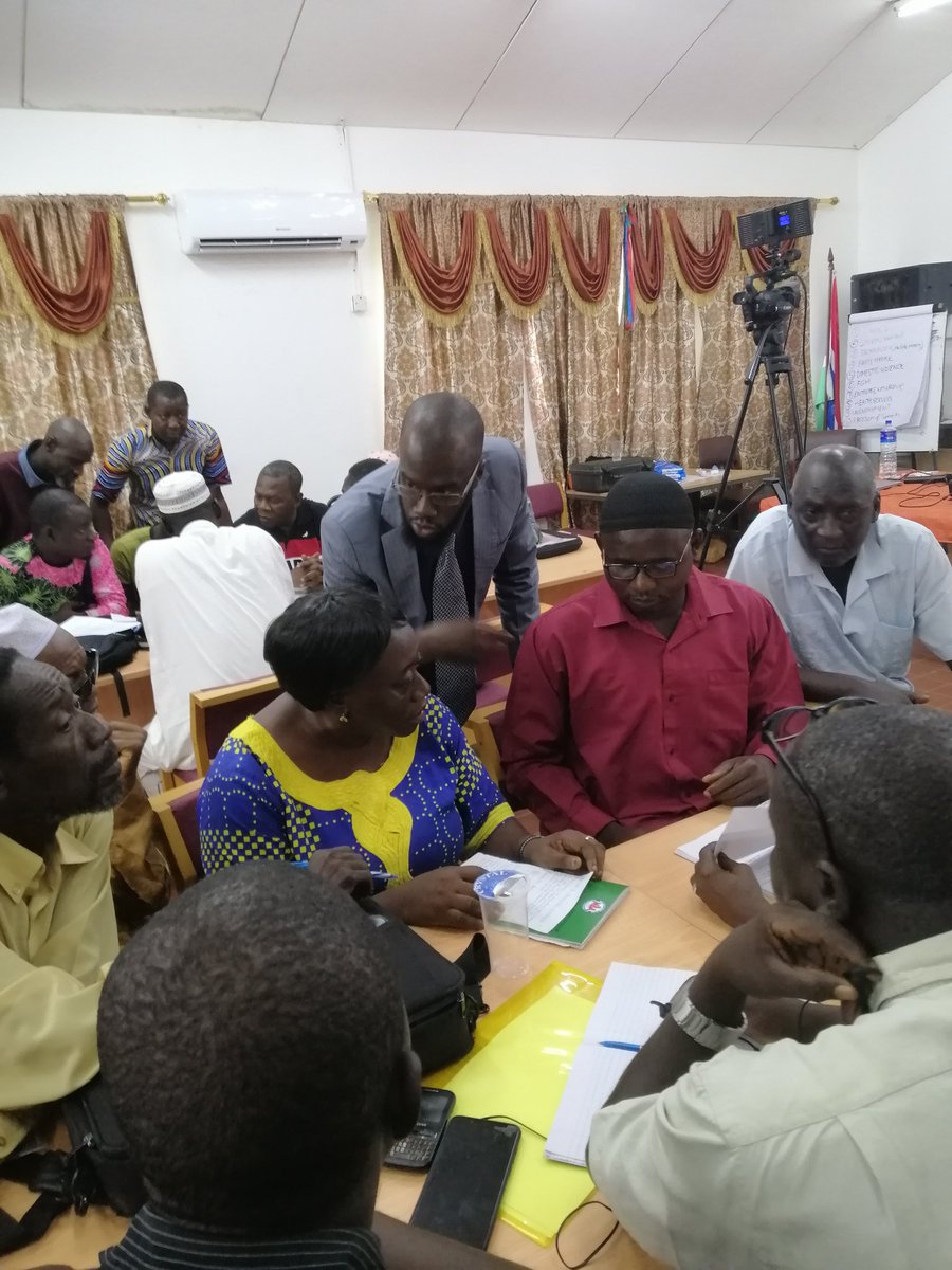 MOVAAR's tweet photo. On Day 3 of our Capacity Building Training for Tutors from regions 1/2, 
we broke out into groups and explored issues within classroom environments. #training #education #SDG4 #SFP

@MoBSEGambia @UNICEFGambia https://t.co/rW4GVLCNbC